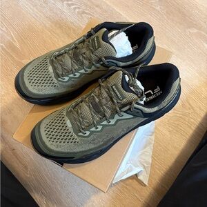 NIB Merrell Nova 4 Trail Shoes Sz 12w